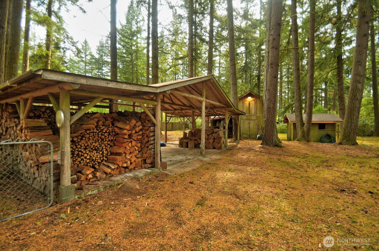 11125 Charm Road Property Photo 10