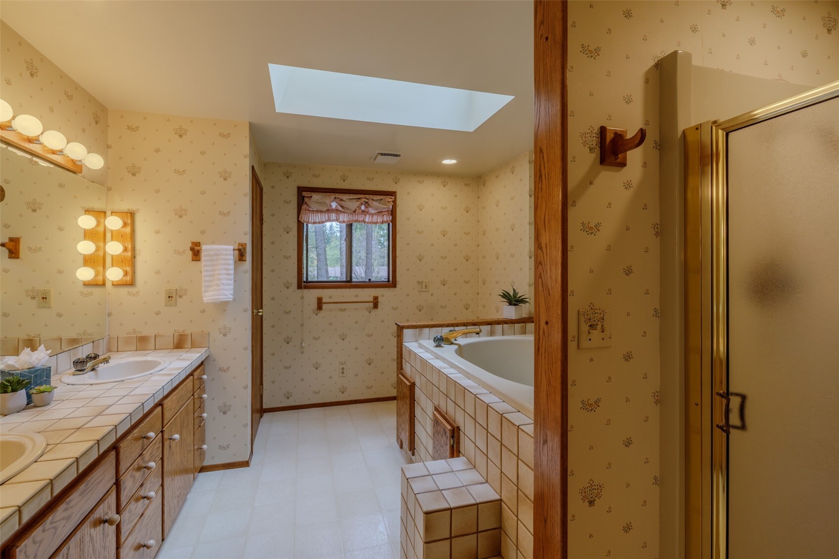 11125 Charm Road Property Photo 18