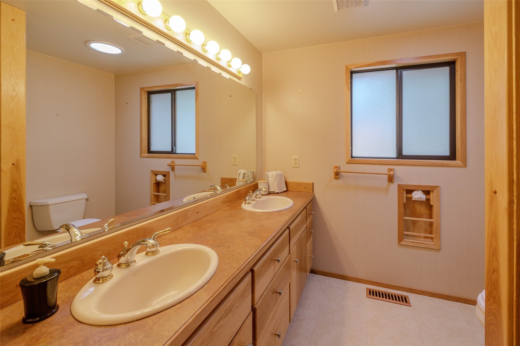11125 Charm Road Property Photo 28