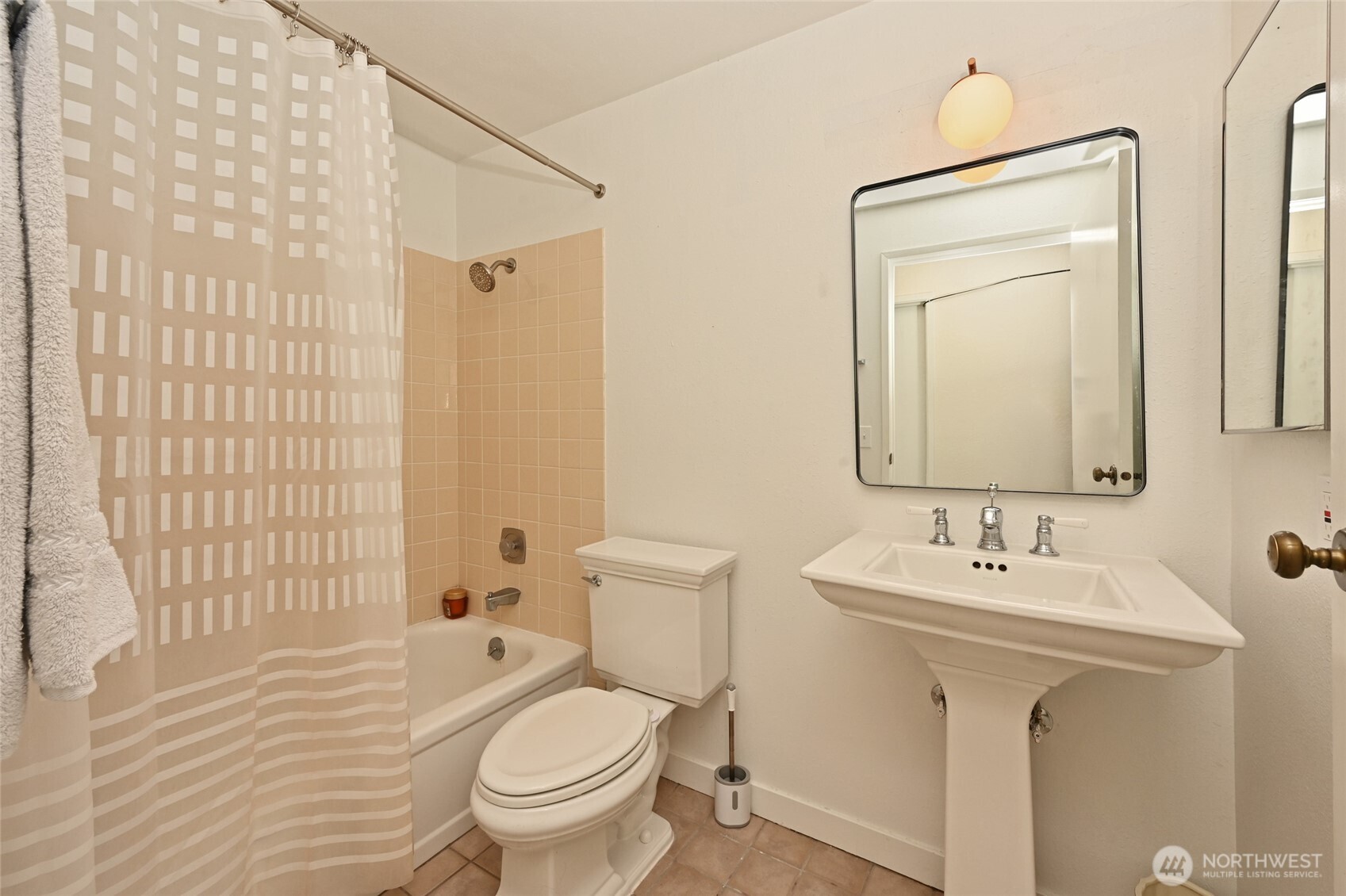 6710 Parkpoint Way E-402 Property Photo 26