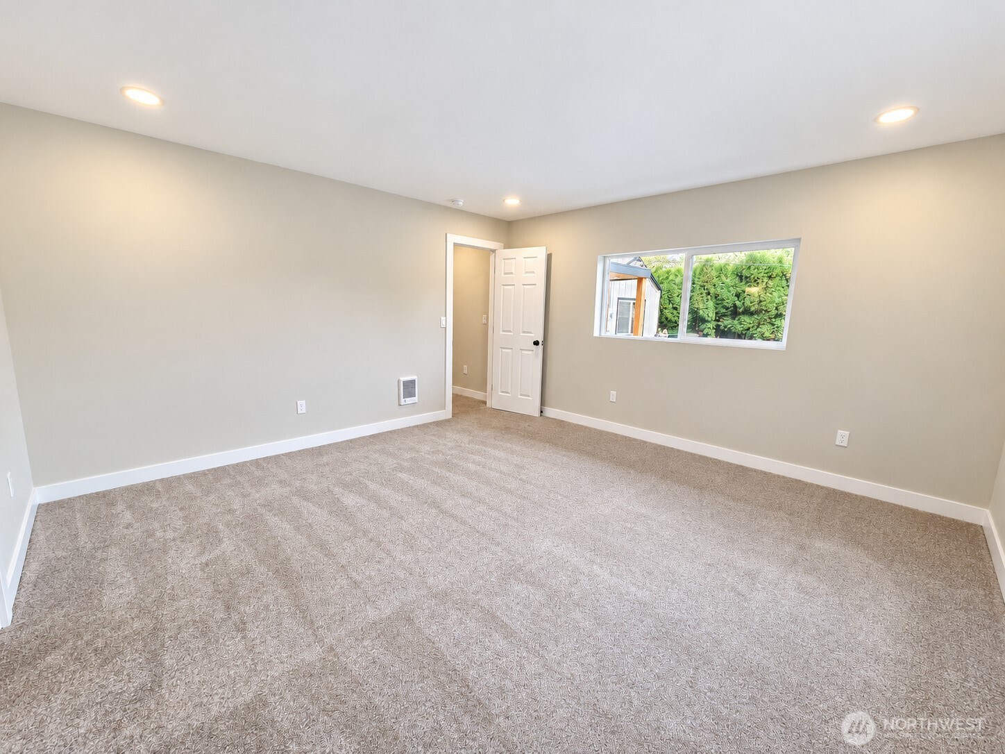 20411 State Route 20 Property Photo 16
