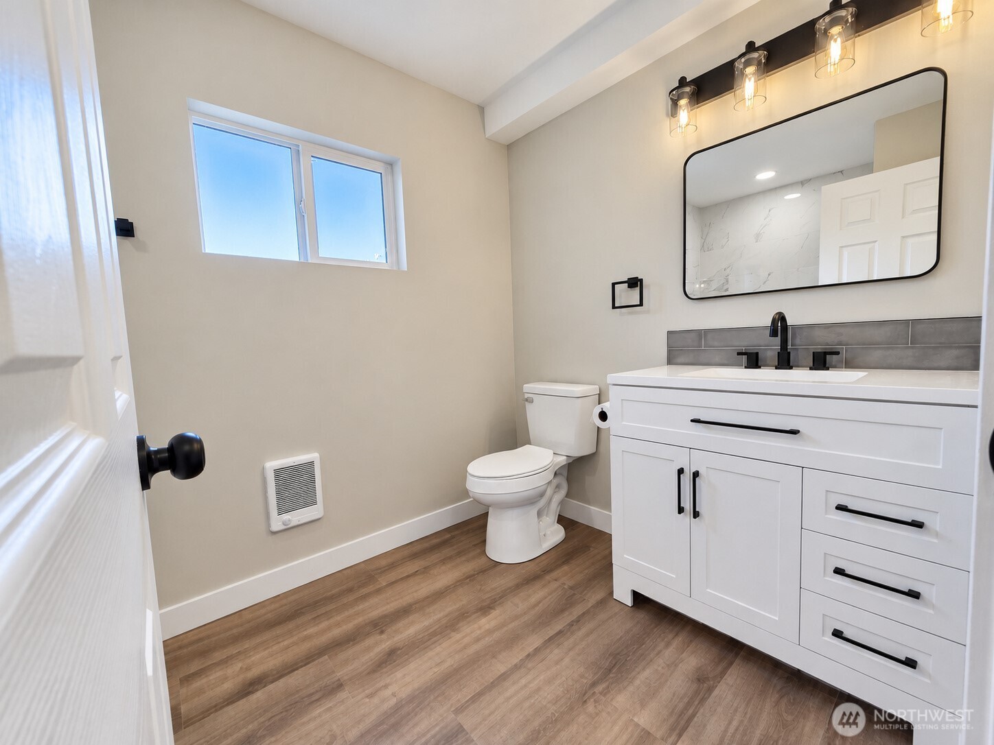 20411 State Route 20 Property Photo 24