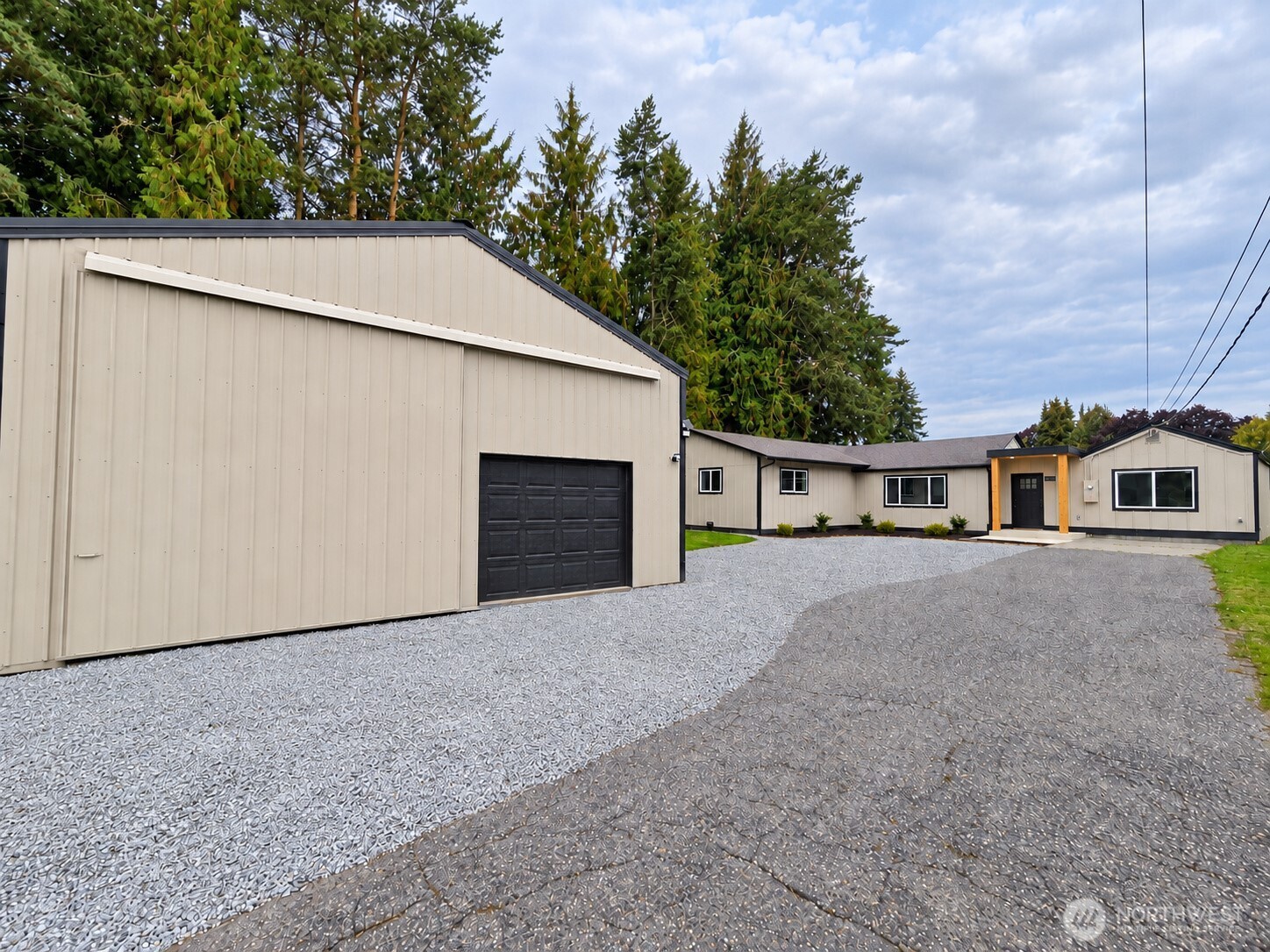 20411 State Route 20 Property Photo 32