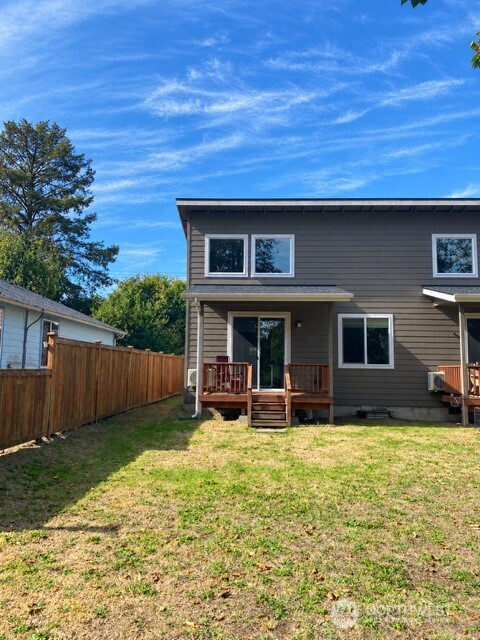 758 C Point Brown Avenue 3 Property Photo 14