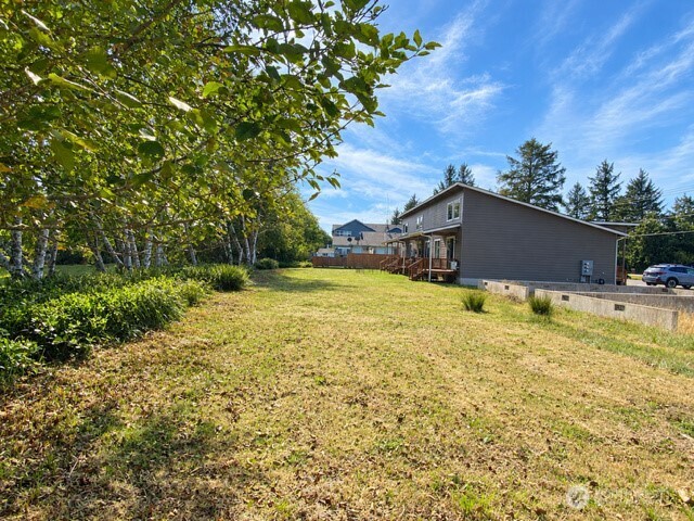 758 C Point Brown Avenue 3 Property Photo 15