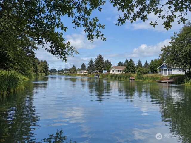 758 C Point Brown Avenue 3 Property Photo 17