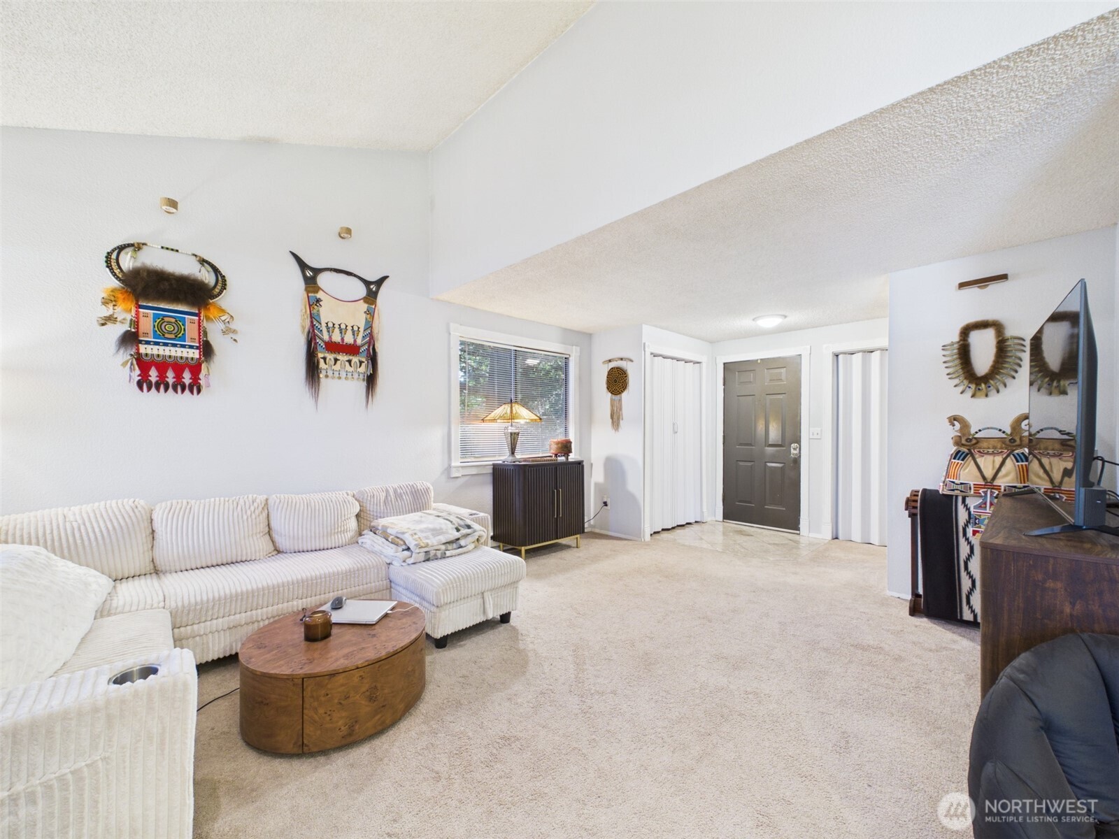 19125 Ballinger Way 202 Property Photo 3