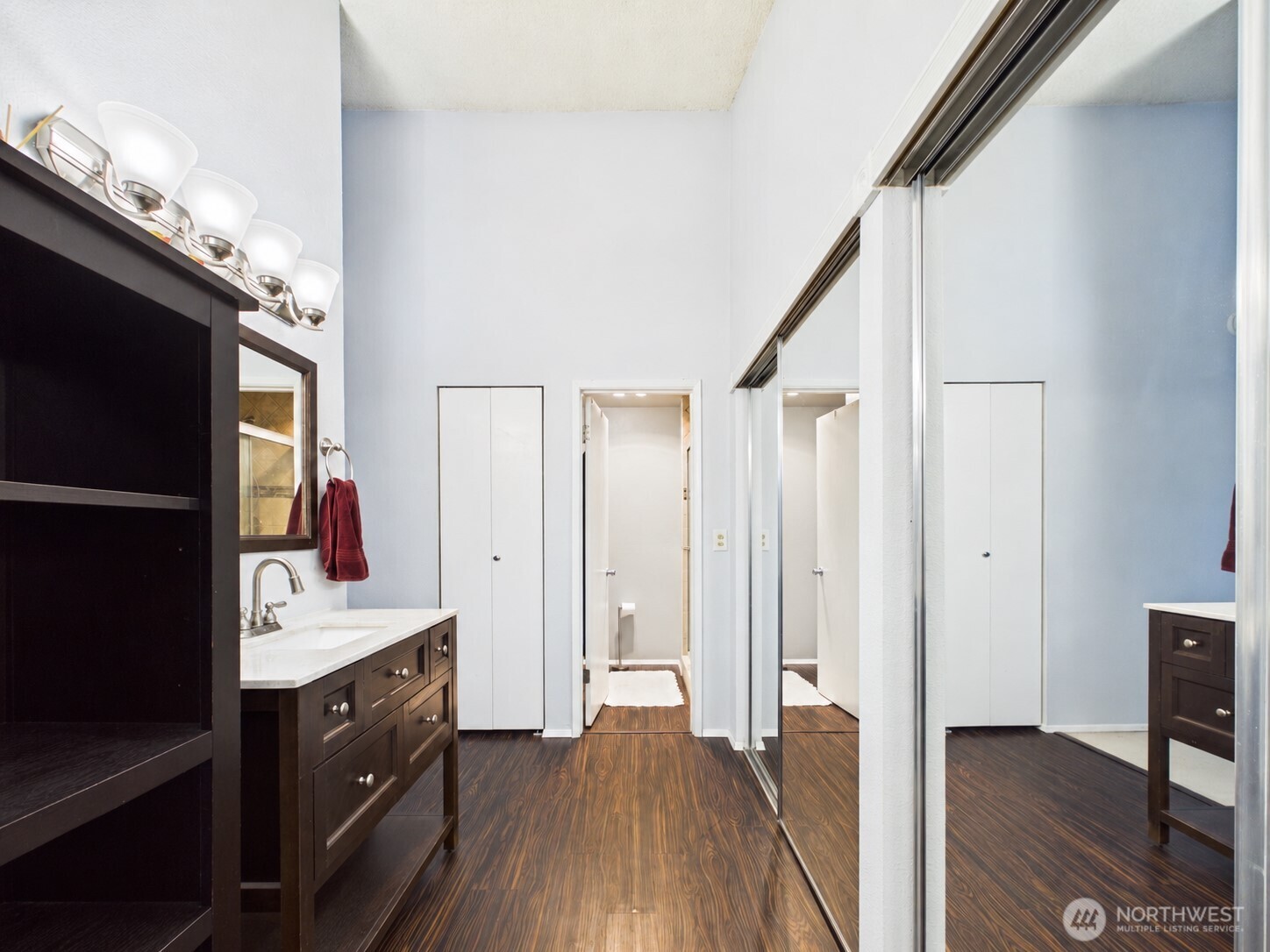 19125 Ballinger Way 202 Property Photo 15