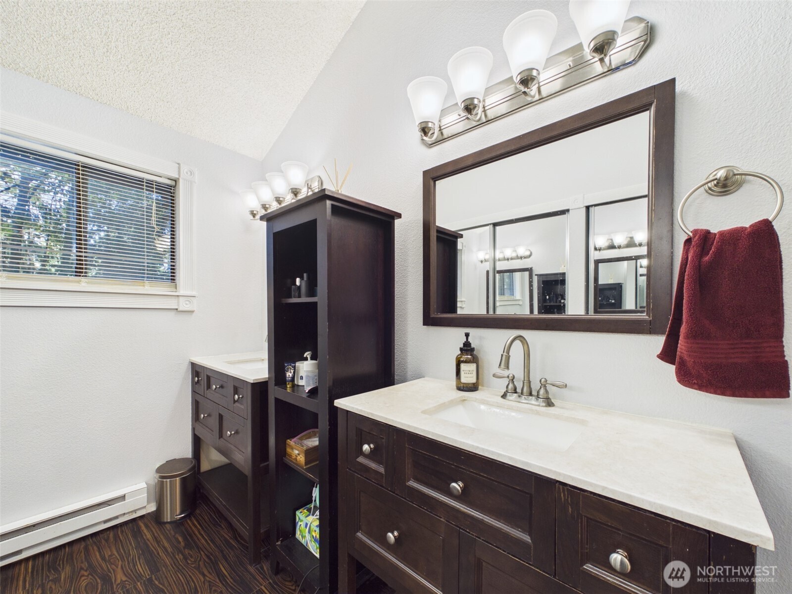 19125 Ballinger Way 202 Property Photo 16