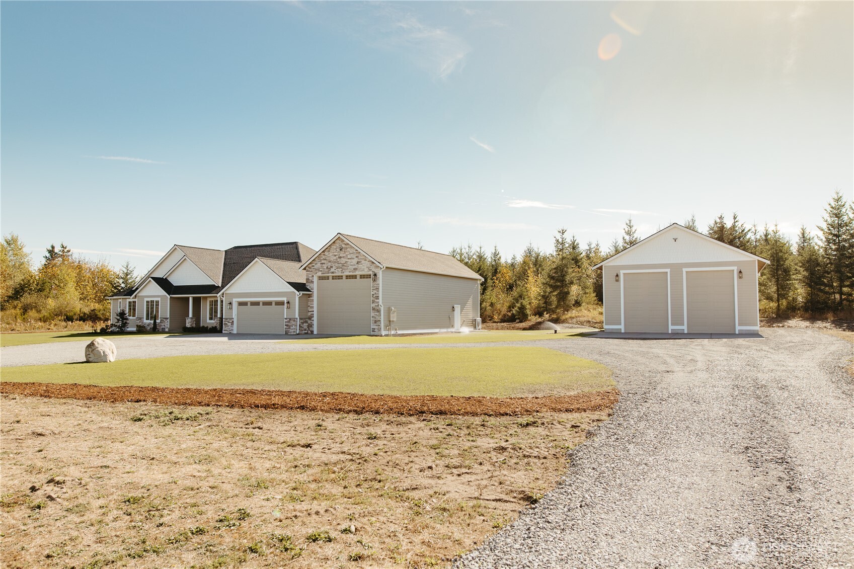 15610 Timber Ridge Drive Property Photo 4