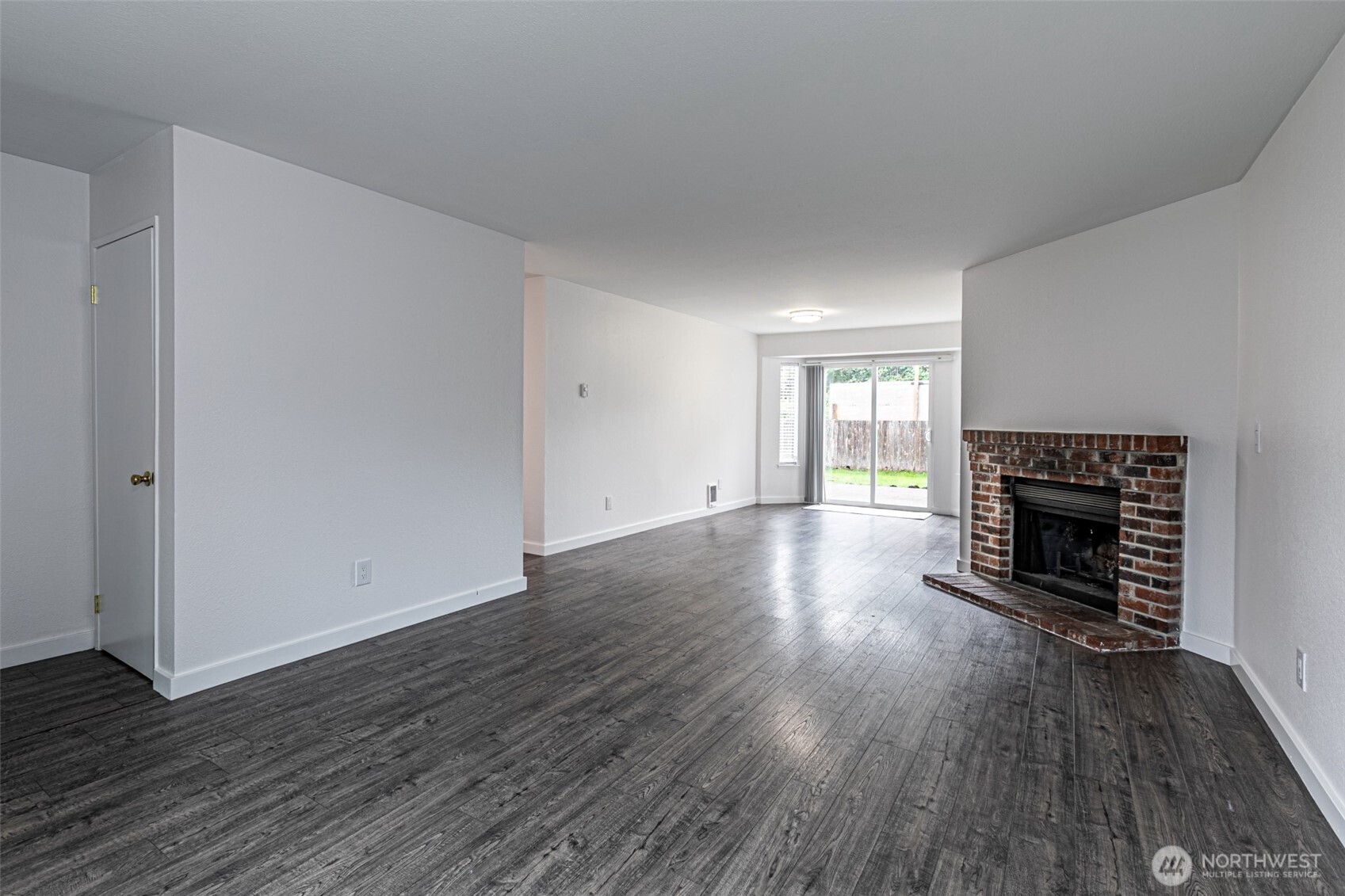 5826 37th Street Property Photo 6