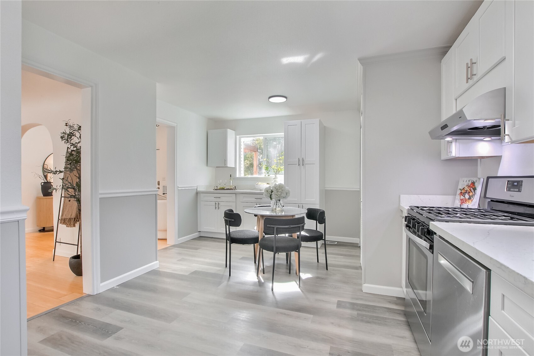12119 24th Street Property Photo 13