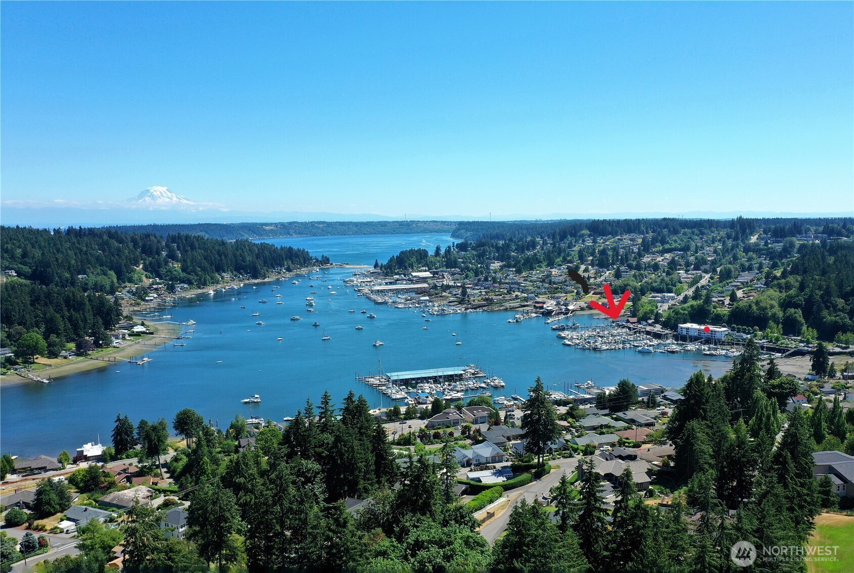 3901 Harborview Drive C-5 Property Photo 2