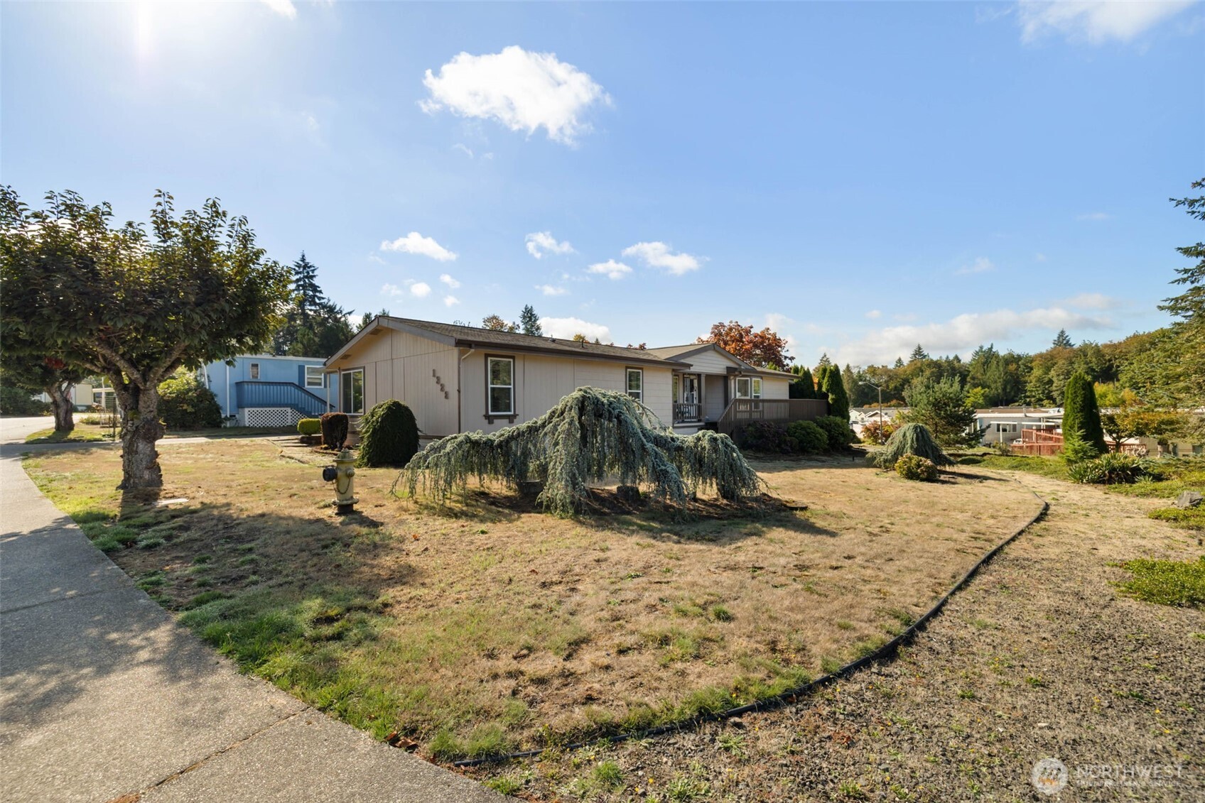 1328 Se Carl Pickel Drive Property Photo 1