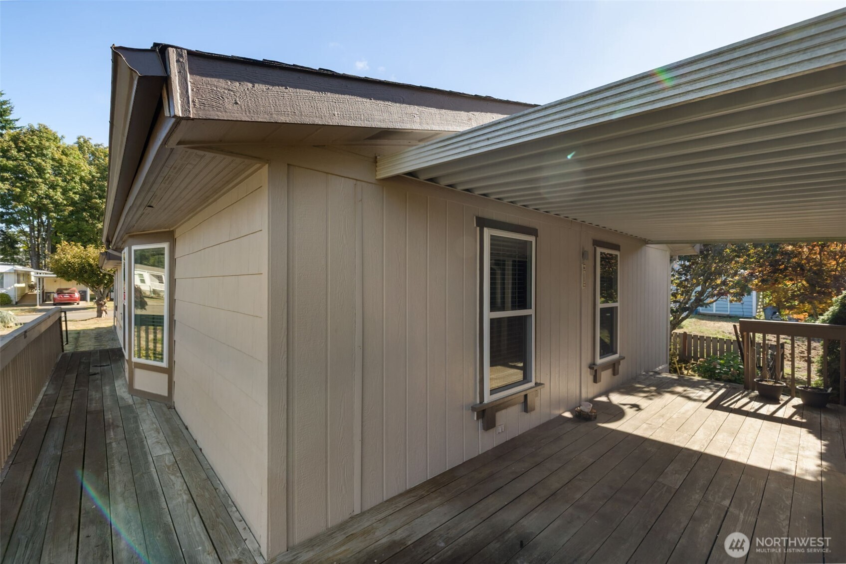 1328 Se Carl Pickel Drive Property Photo 4