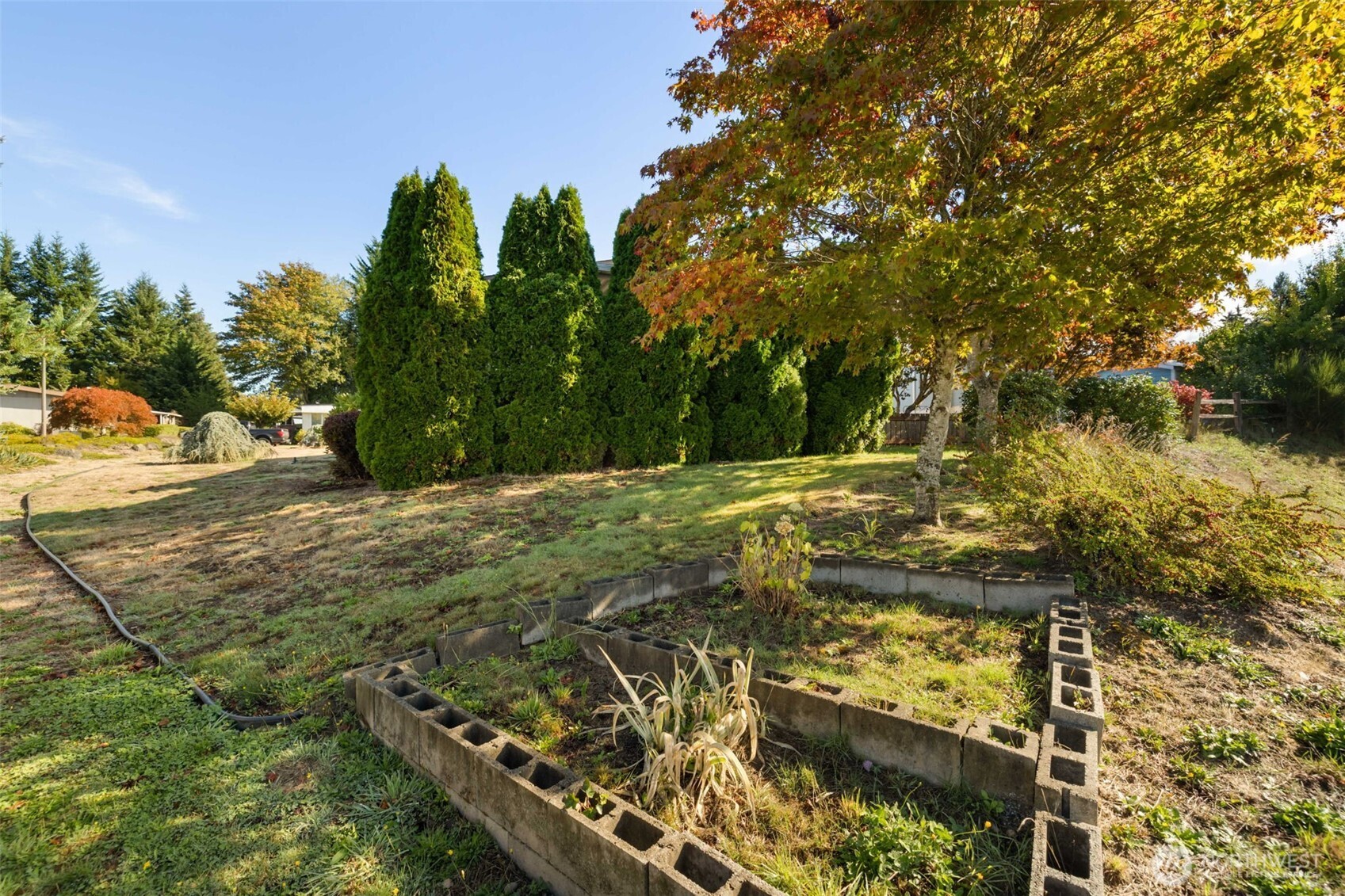 1328 Se Carl Pickel Drive Property Photo 22