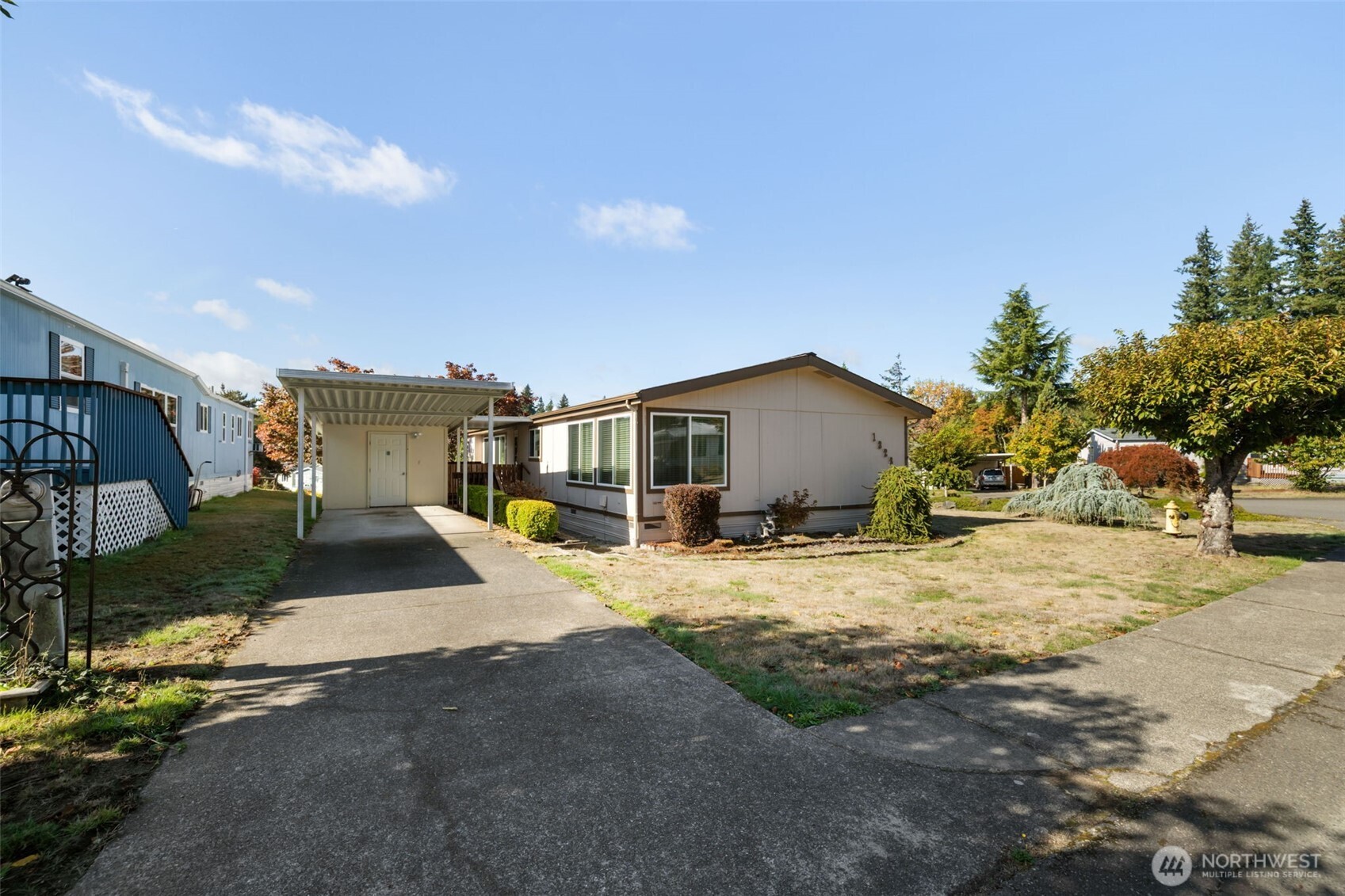 1328 Se Carl Pickel Drive Property Photo 23