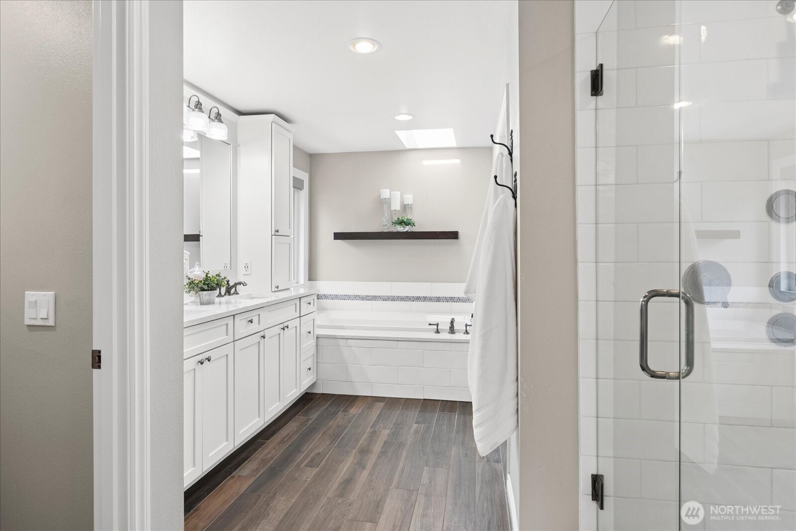 2211 238th Place Property Photo 14