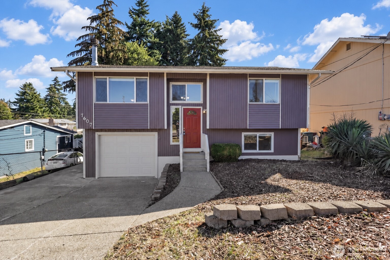 7607 S L Street Property Photo 1