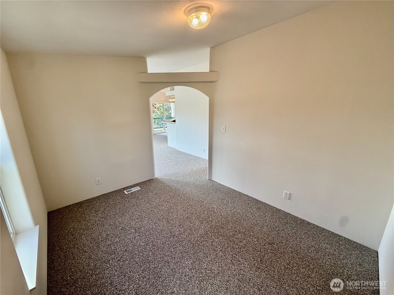 2602 View Place Property Photo 14