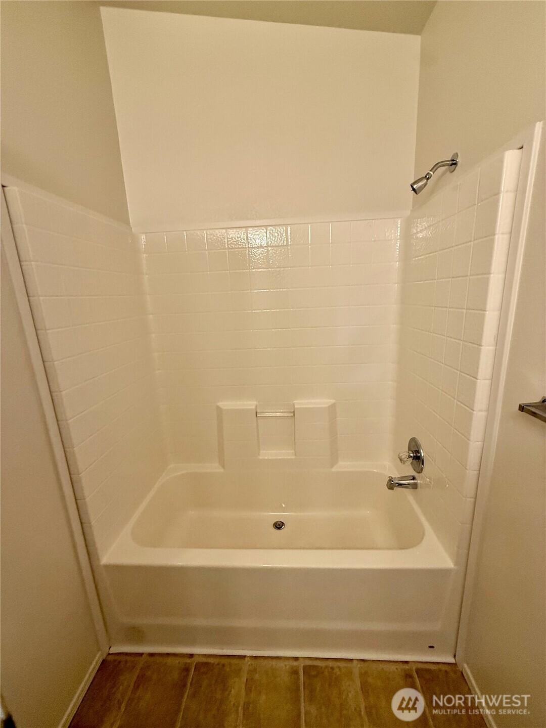 2602 View Place Property Photo 16