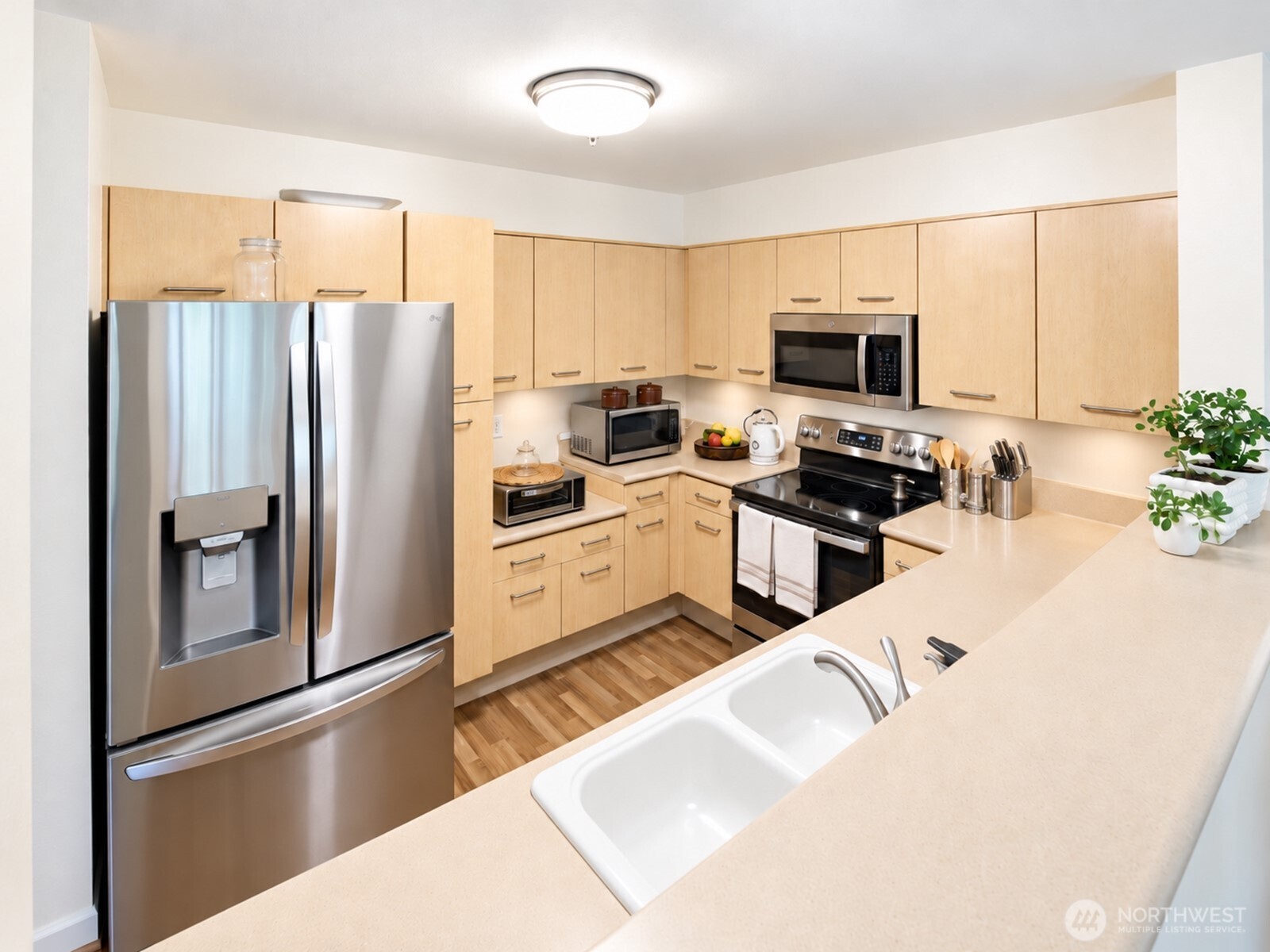 710 240th Way G-104 Property Photo 6