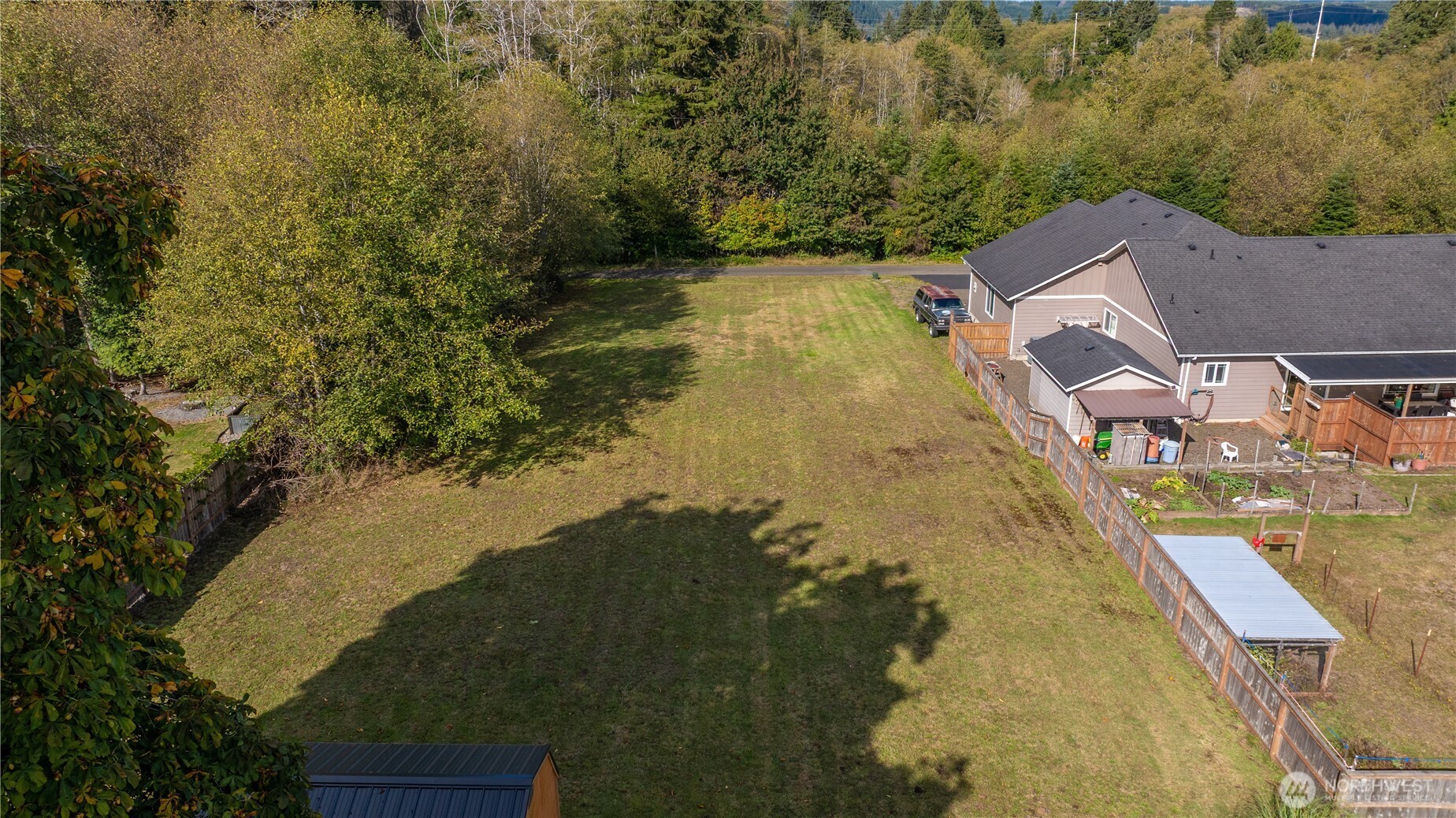 901 Dewitt Drive Property Photo 12
