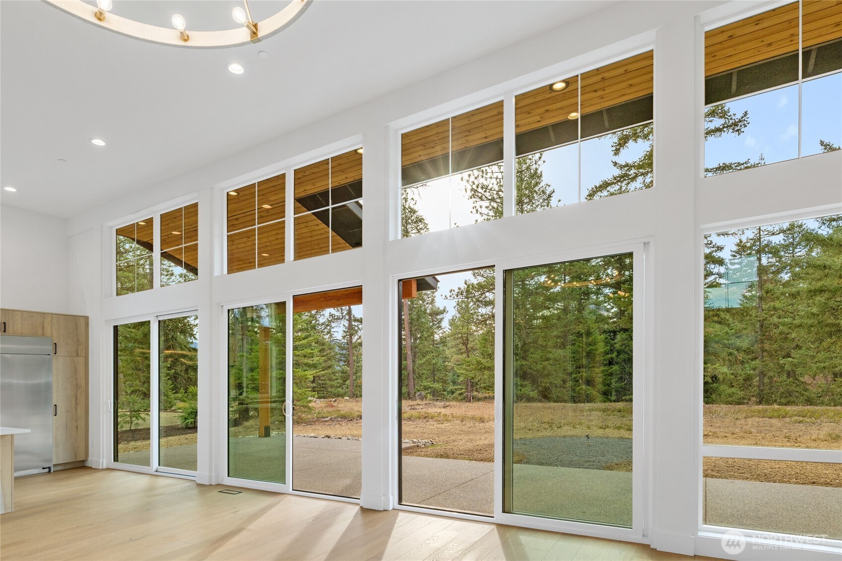 1680 Wanawish Loop Property Photo 8