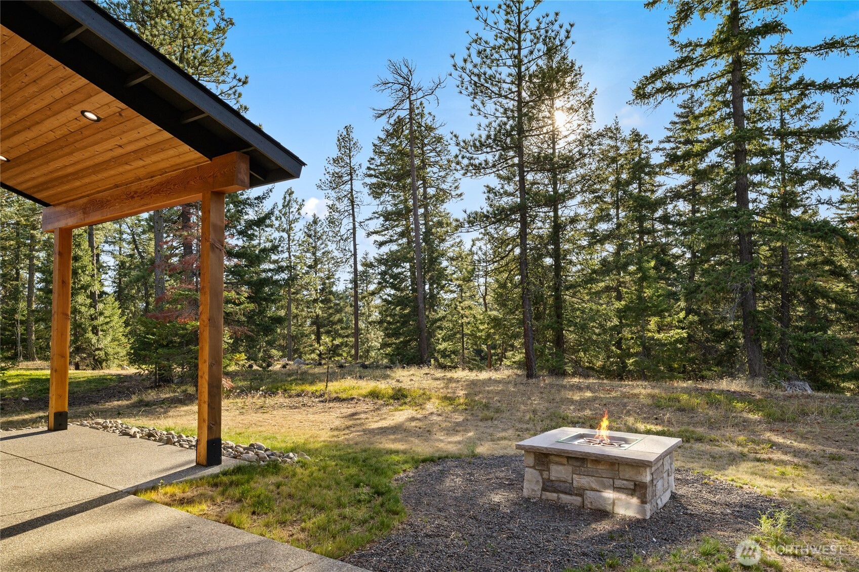 1680 Wanawish Loop Property Photo 17