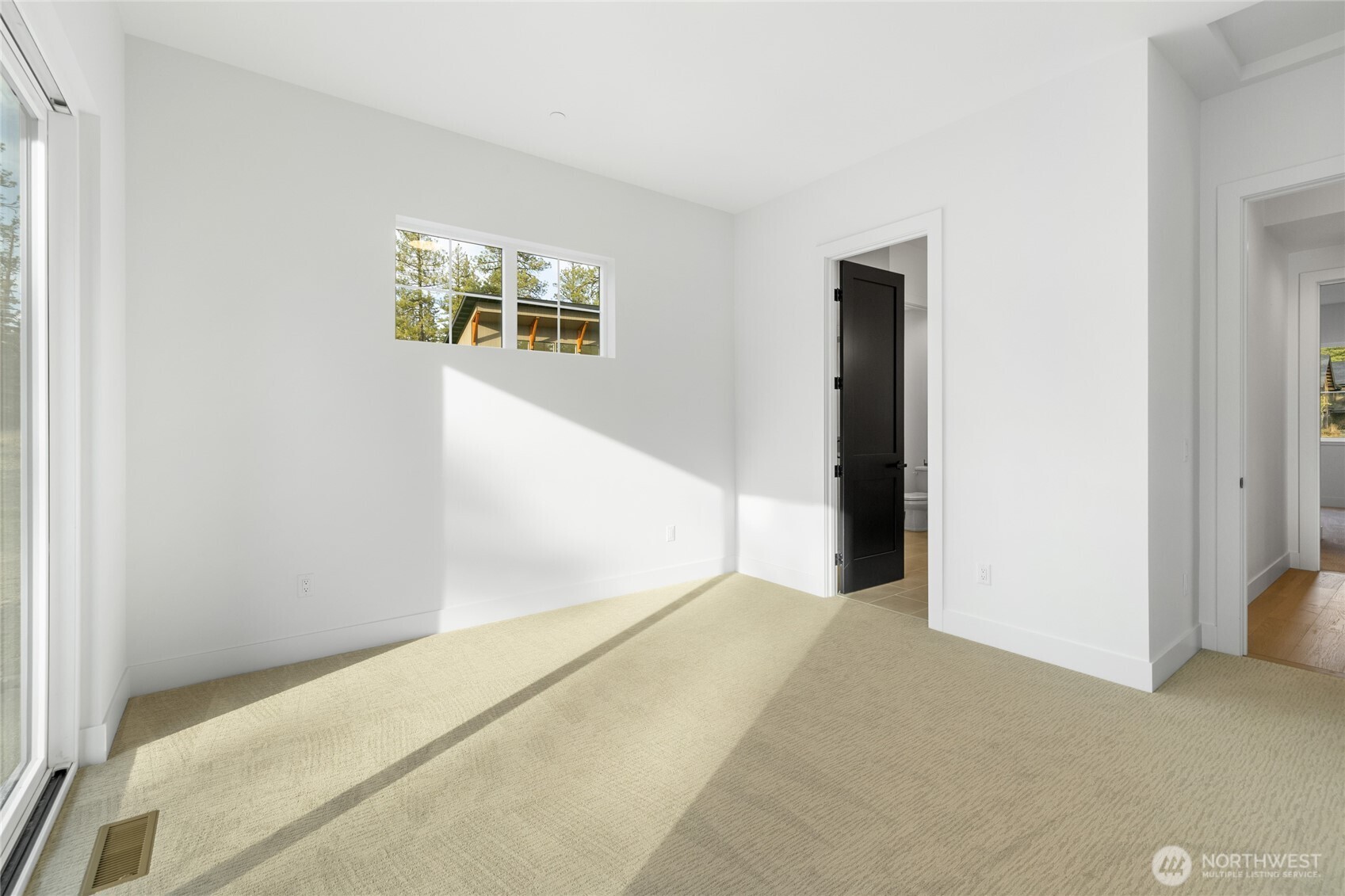 1680 Wanawish Loop Property Photo 23