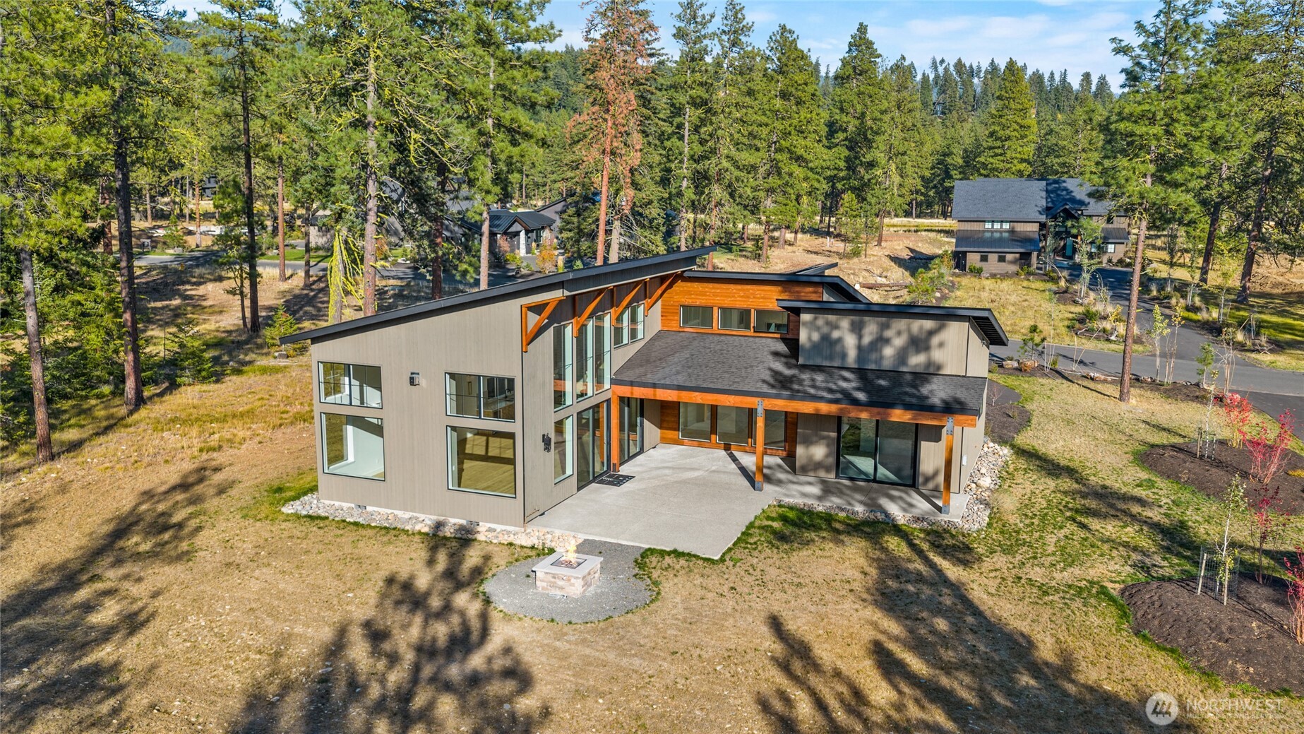 1700 Wanawish Loop Property Photo 14