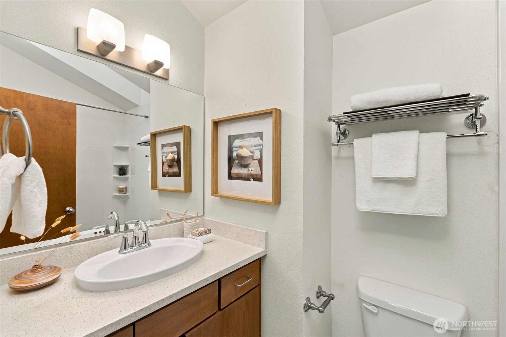 2633 Nw 58th Street B Property Photo 24