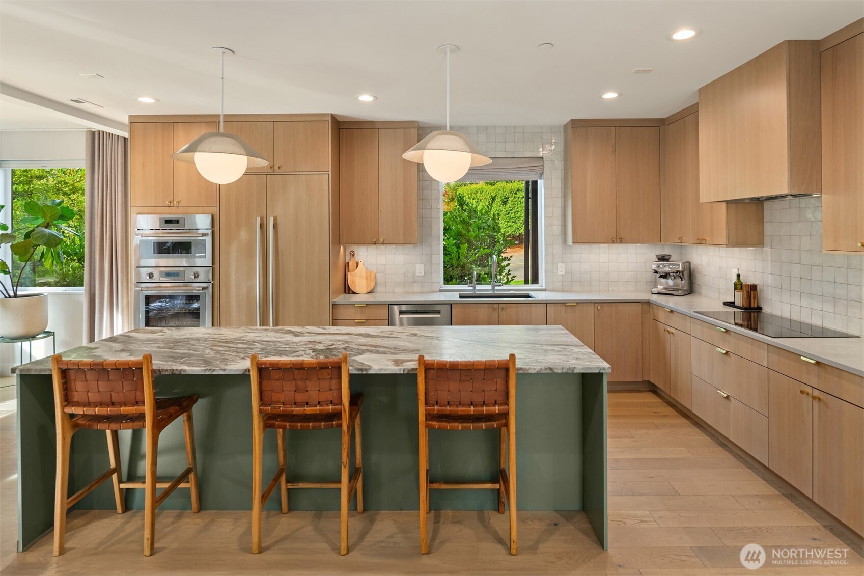 1030 3rd Street Property Photo 4