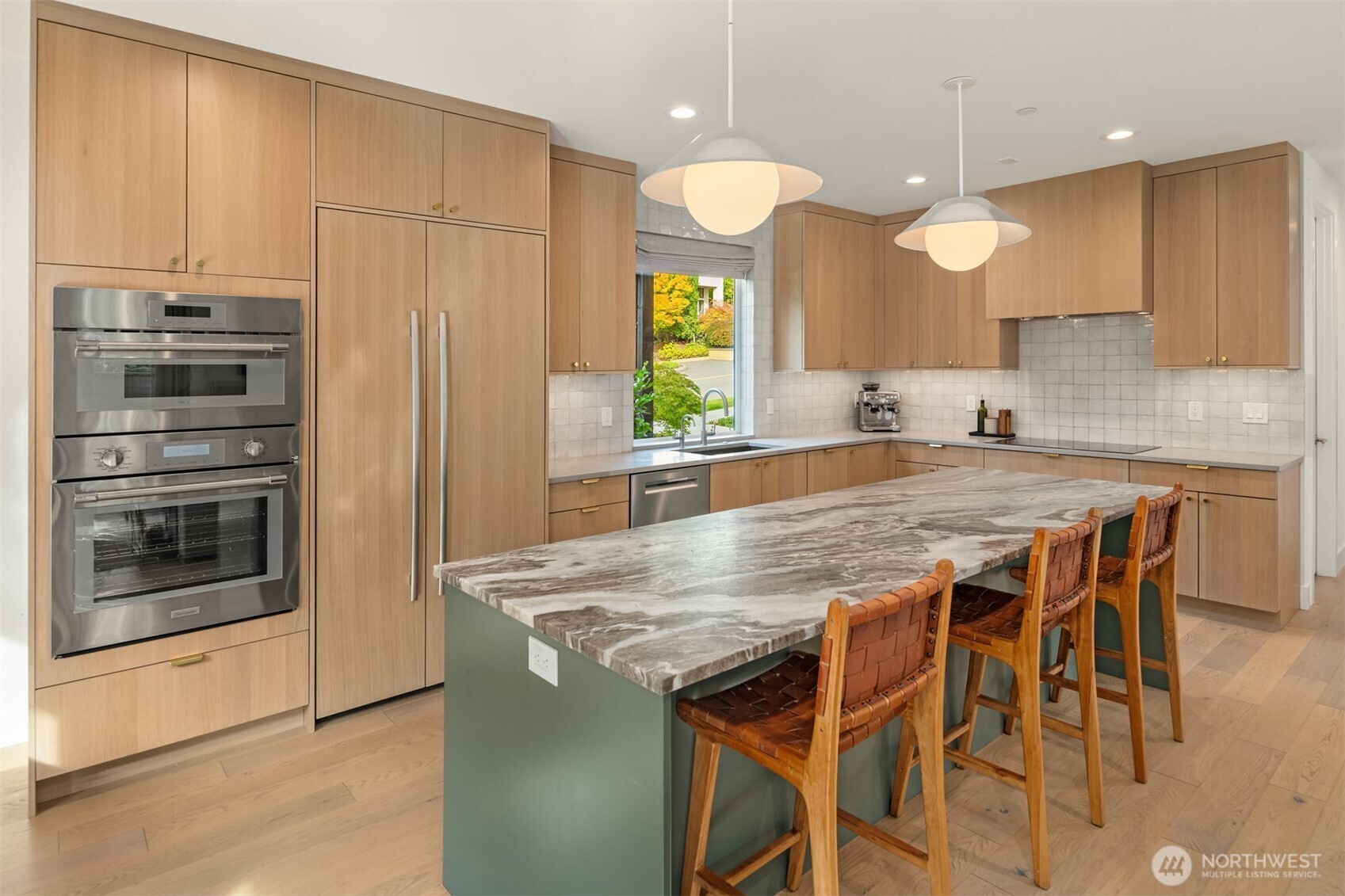 1030 3rd Street Property Photo 5