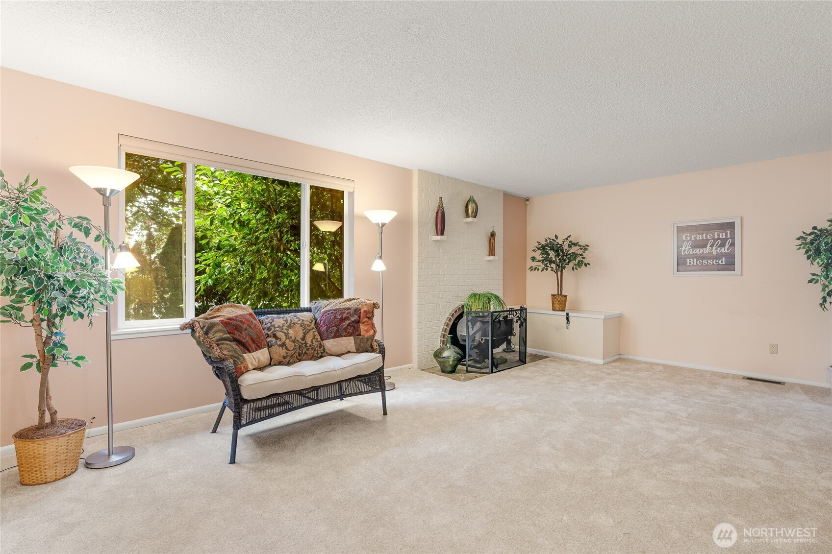 23811 Brier Road Property Photo 4