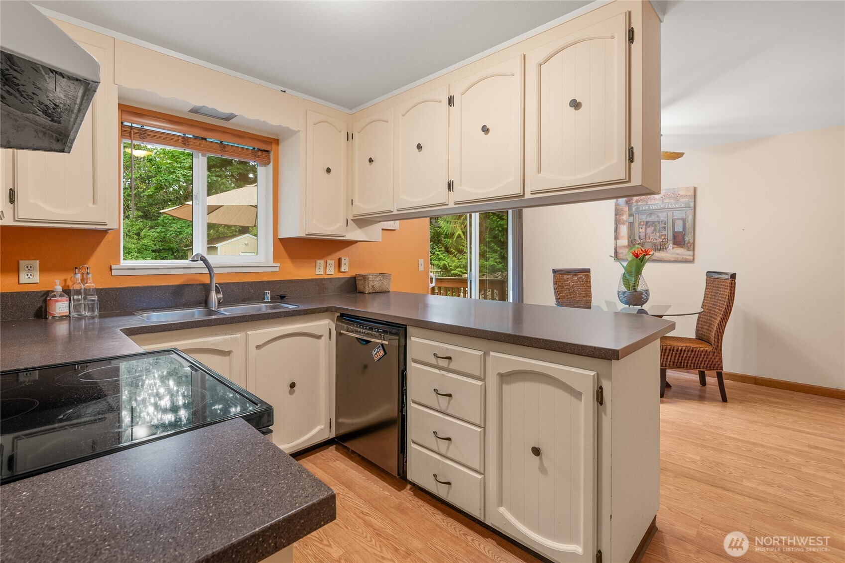 23811 Brier Road Property Photo 15