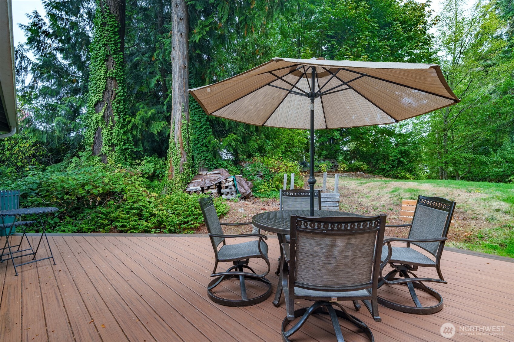 23811 Brier Road Property Photo 17