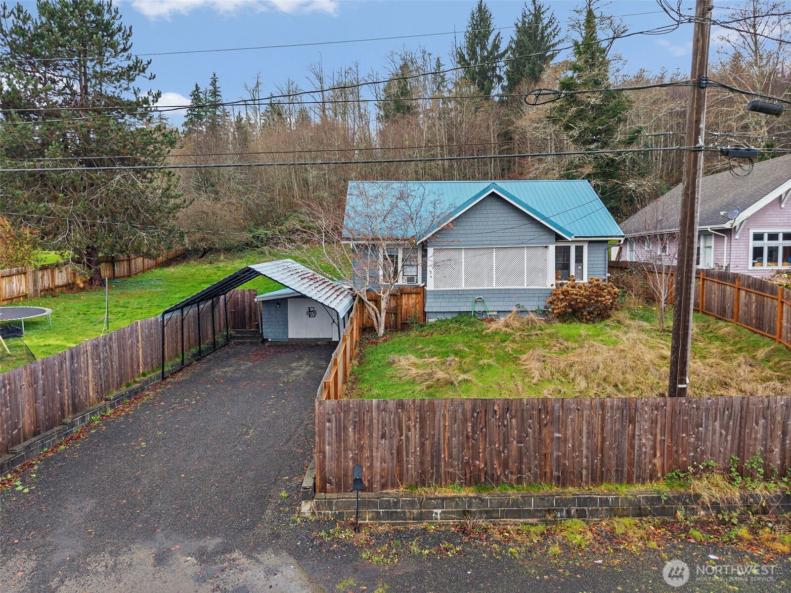 610 Barnhart Street Property Photo 2