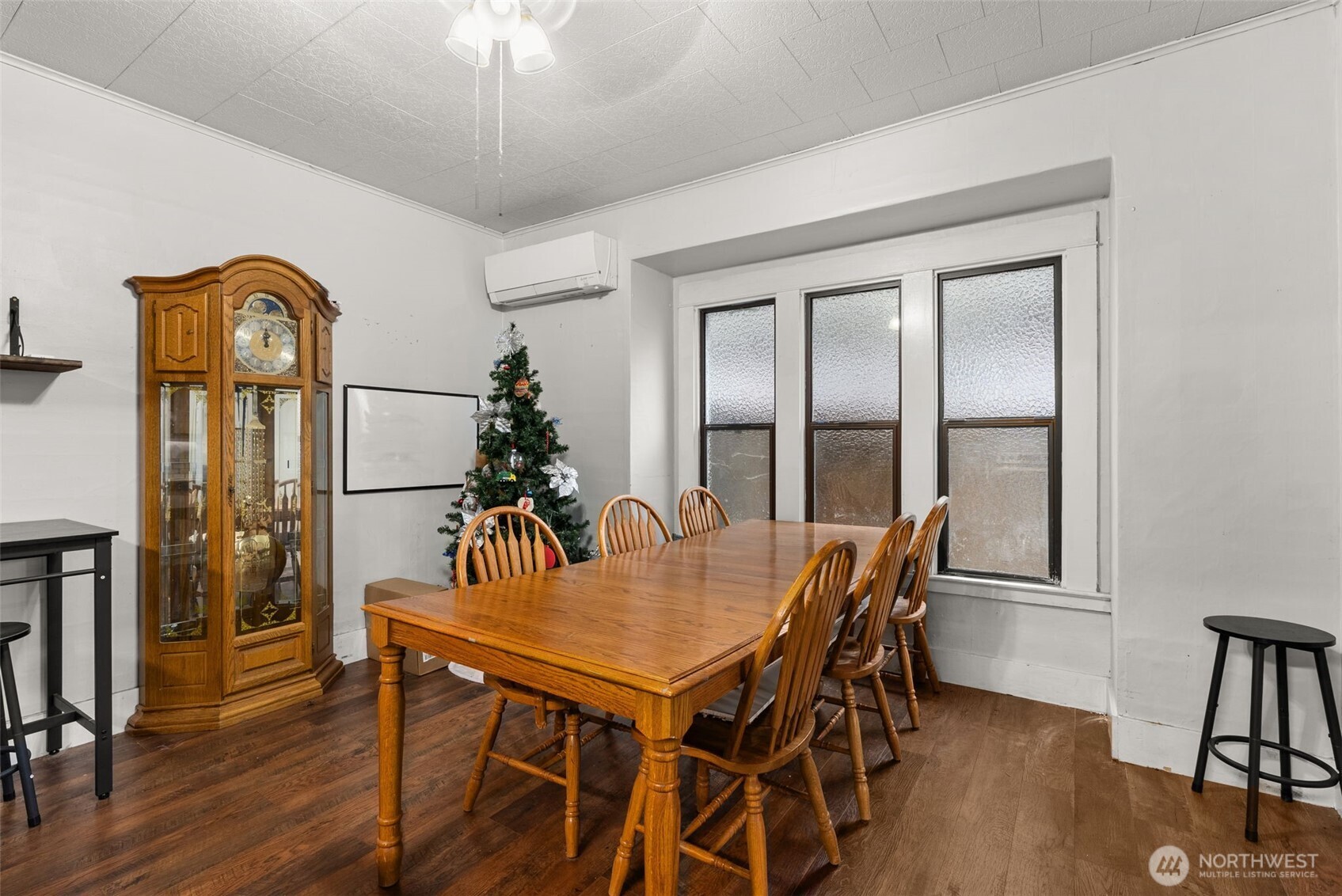 610 Barnhart Street Property Photo 11