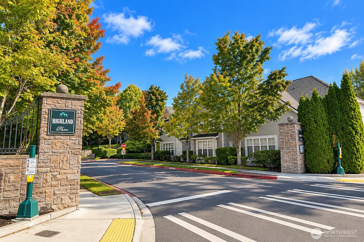22634 Ne 4th Place 60 Property Photo 3