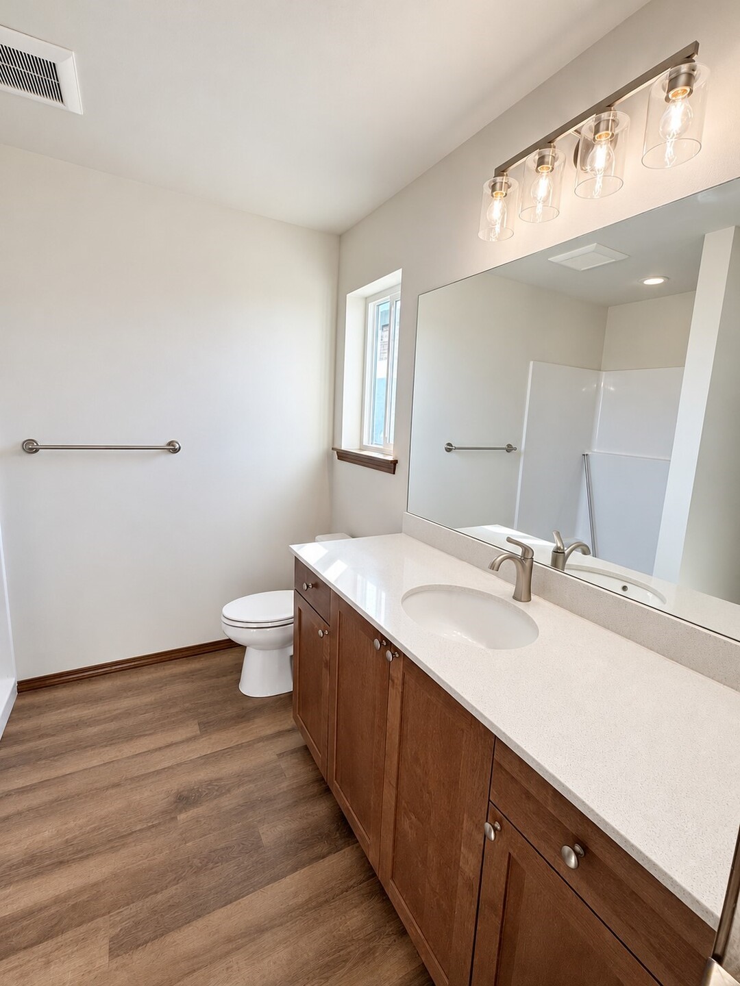 1398 Juno Street Property Photo 7