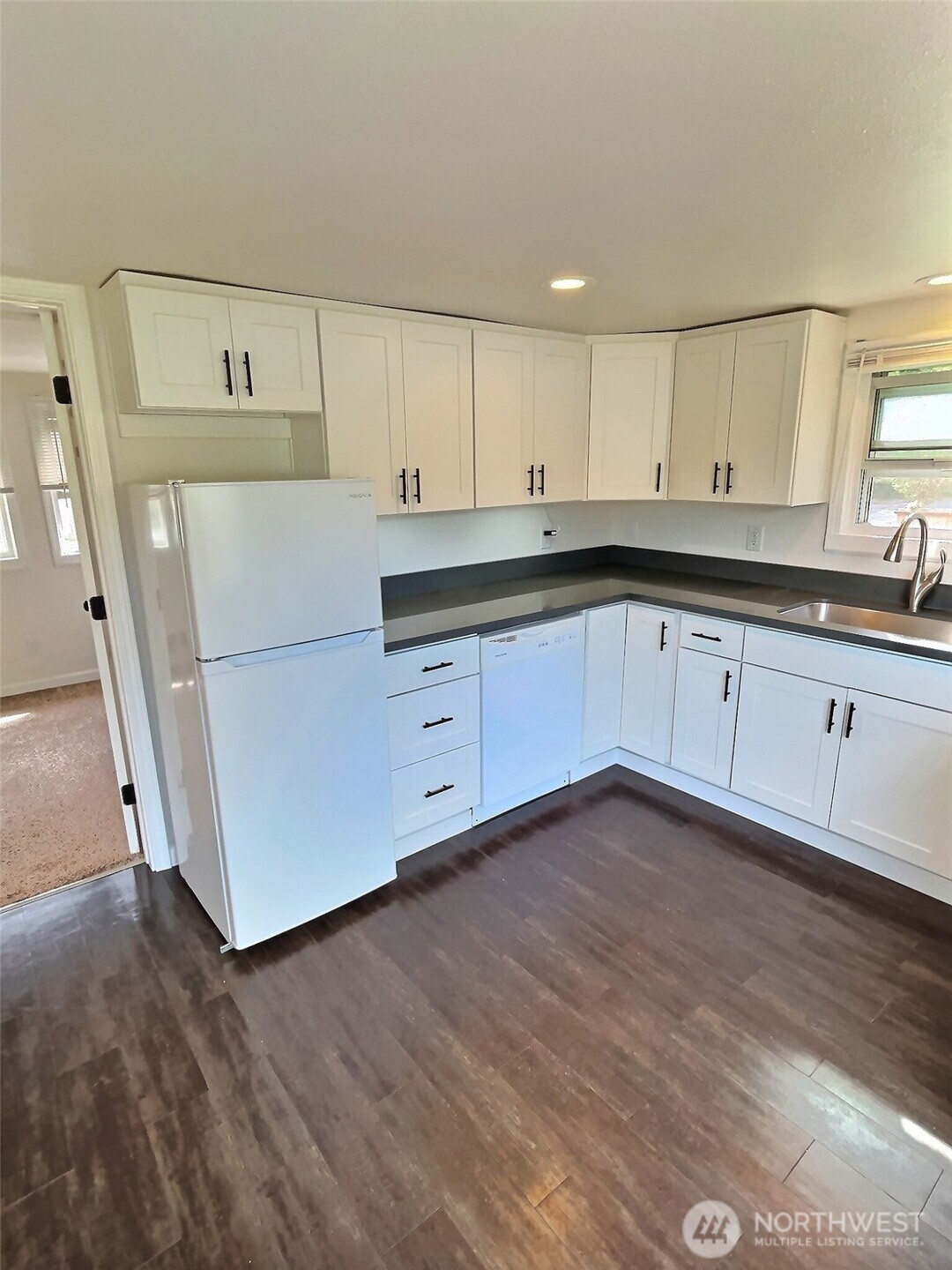 12203 Roseberg Avenue B Property Photo 7