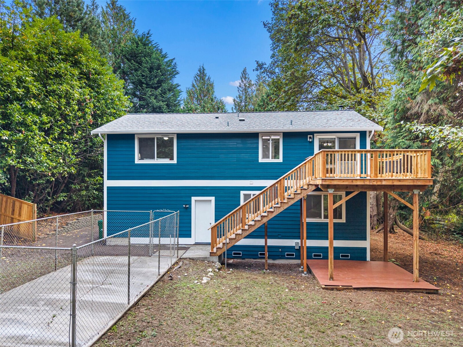 12532 Ne Howard Place Property Photo 3