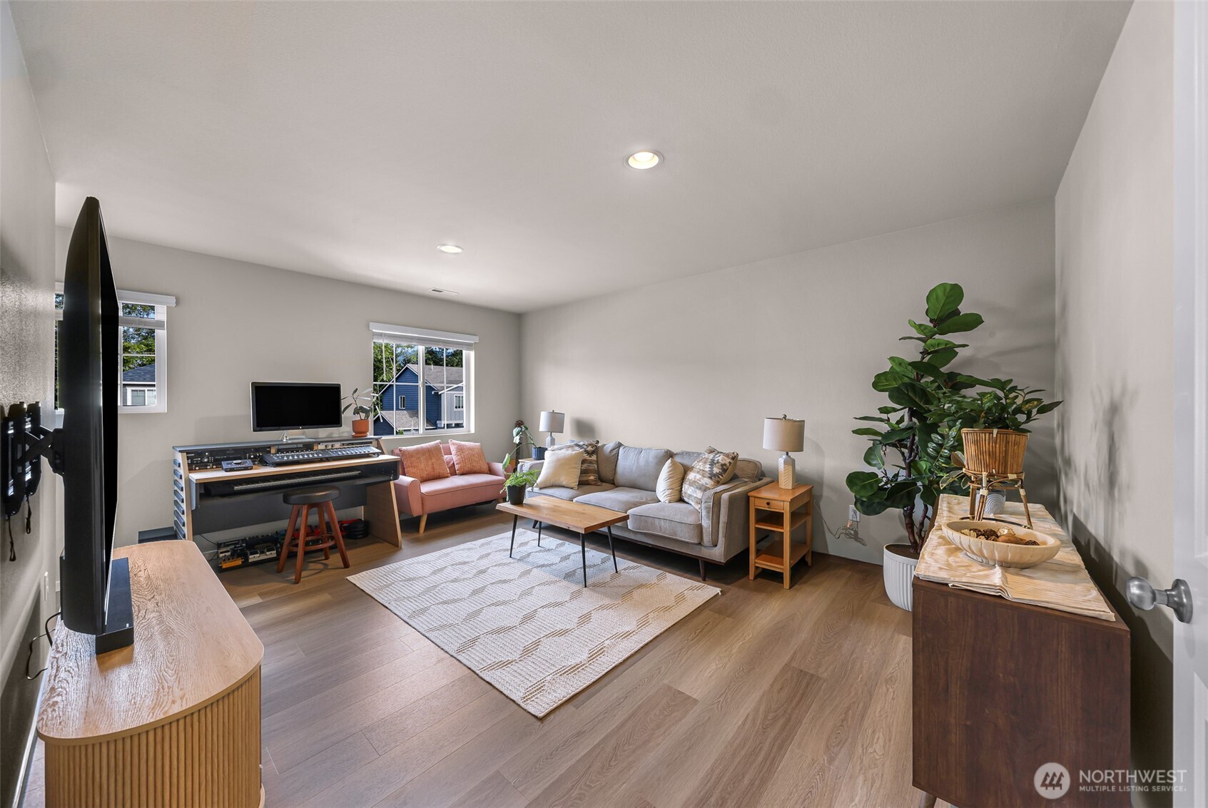 17802 Mill Valley Road Property Photo 15