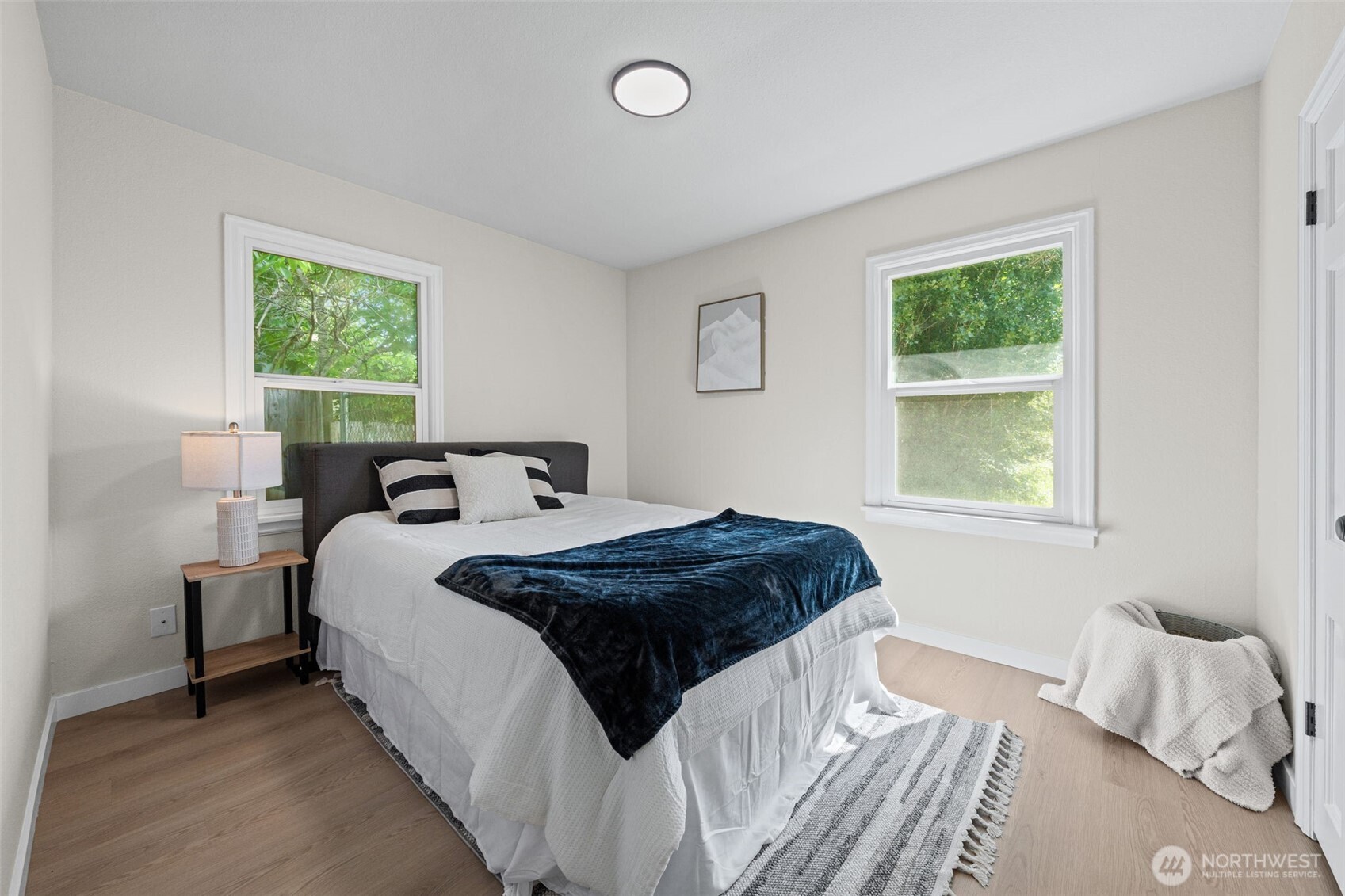 916 Bowker Street Property Photo 20