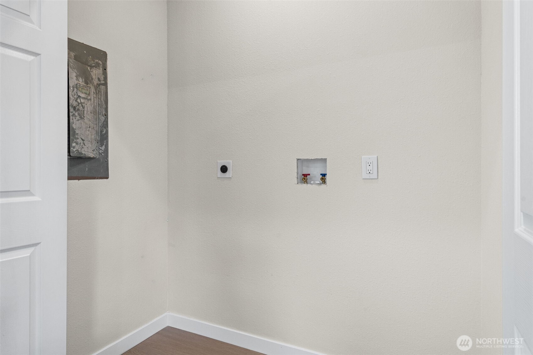 916 Bowker Street Property Photo 23
