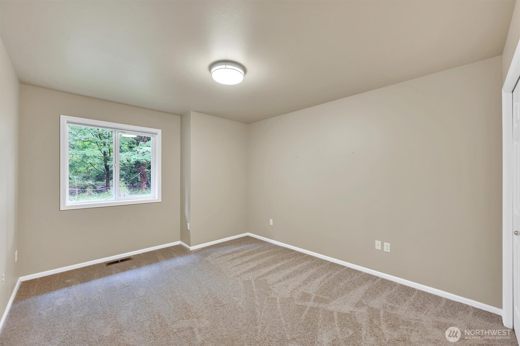 8204 90th Street Ct Property Photo 30