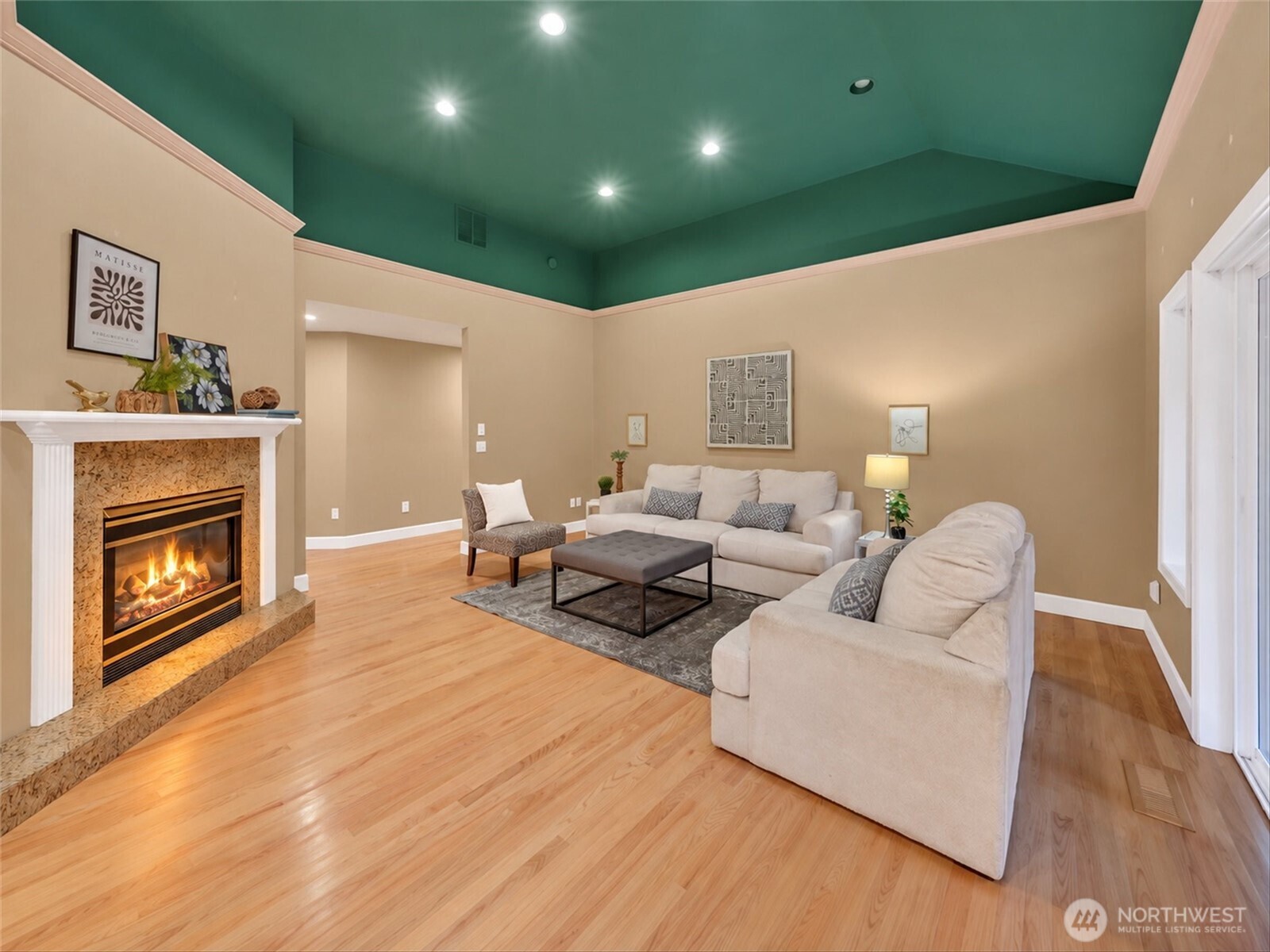 8402 90th Street Ct Property Photo 16