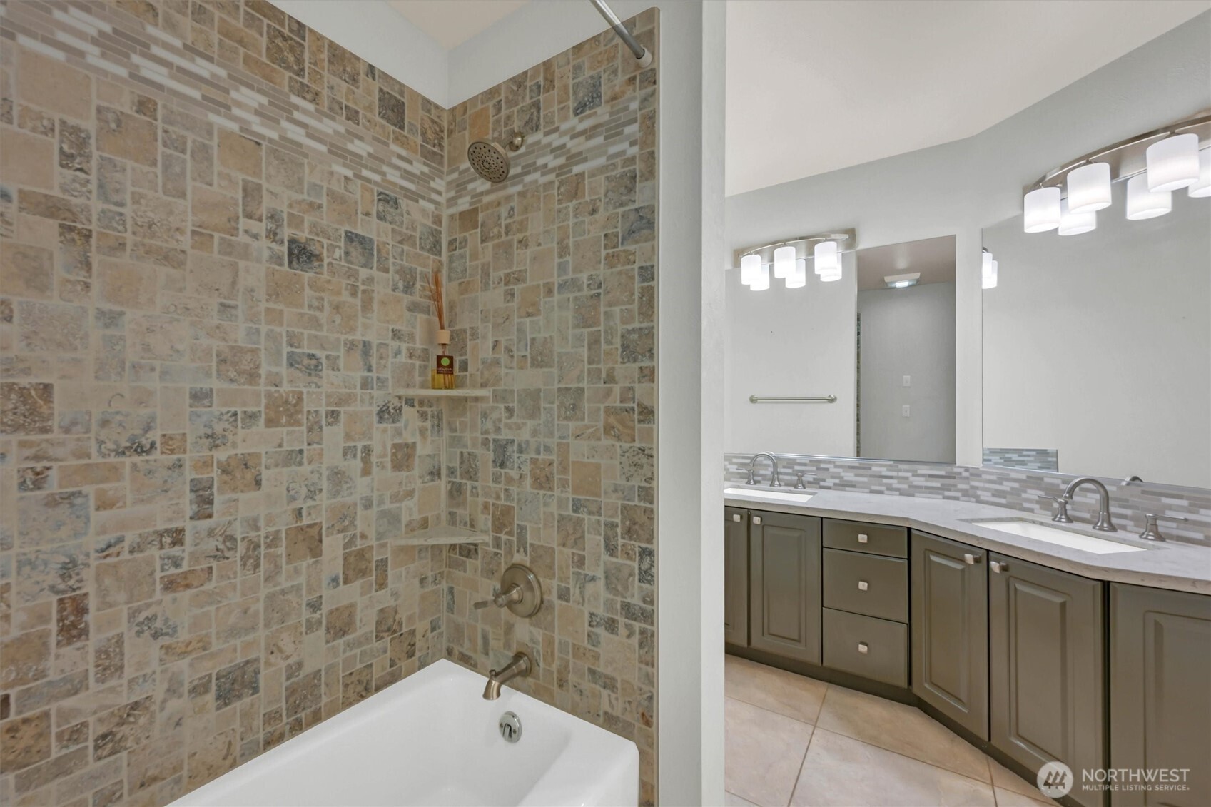 8402 90th Street Ct Property Photo 30