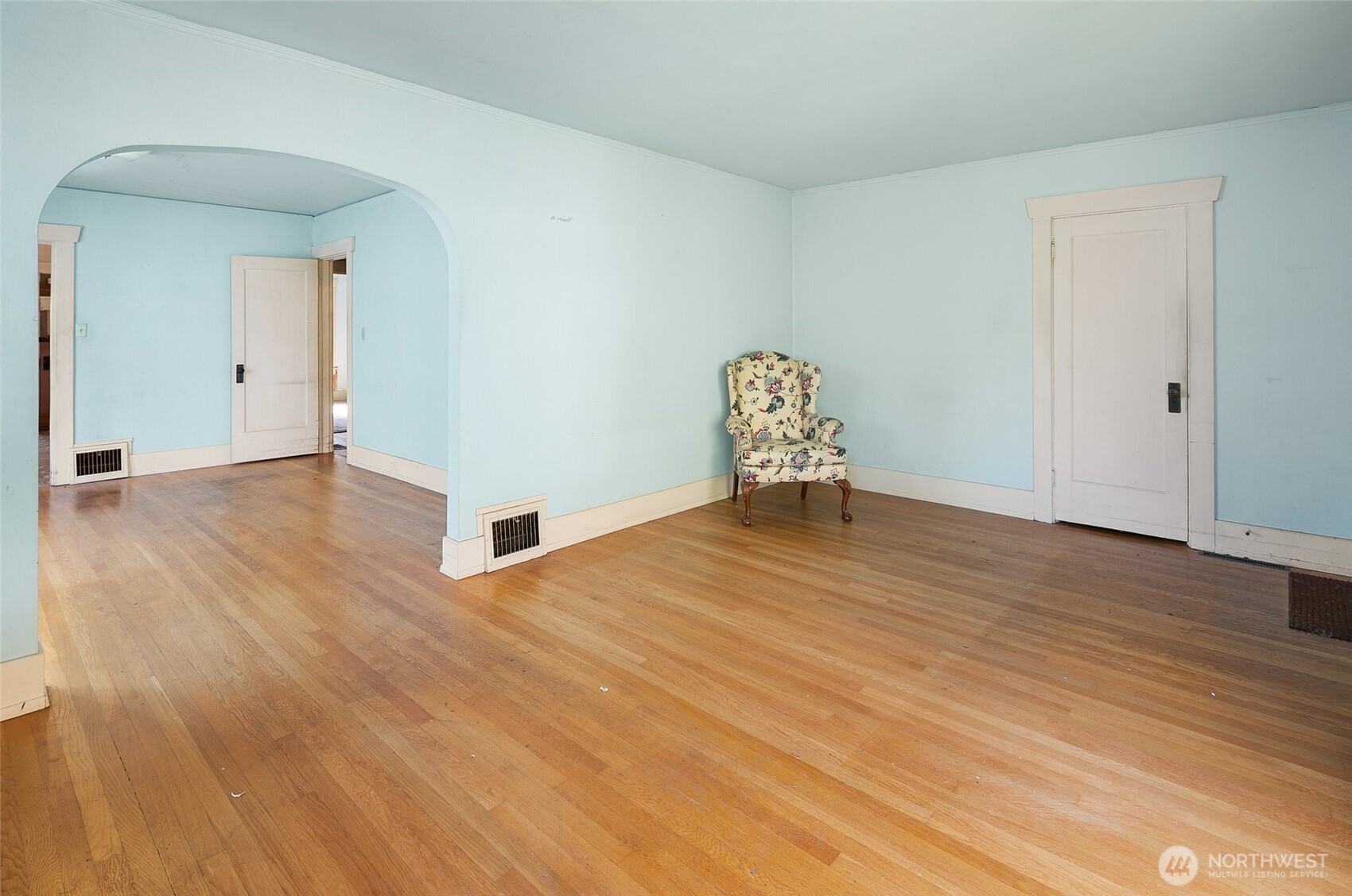 2405 N 40th Street Property Photo 5